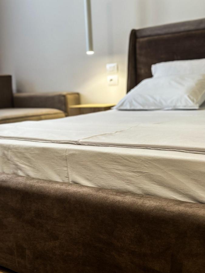 Alexander Rooms Durres Exterior photo